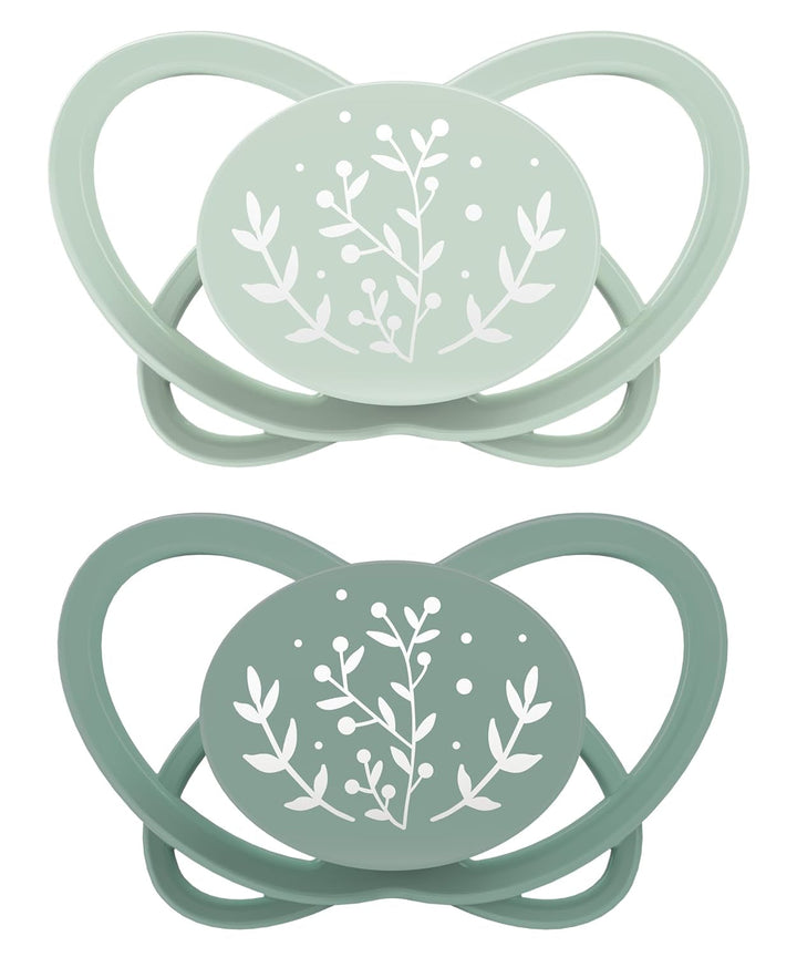 nip - Butterfly | 0-6 luni | Pachet de 2 | Suzetă pentru bebeluși, prietenoasă cu alăptarea și cu dinții, inclusiv cutie pentru suzetă. Suzetă sustenabilă cu tetină din silicon moale, aparat de pârțit/Mick Brother